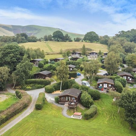 Barn Owl Lodge ラアアデル エクステリア 写真