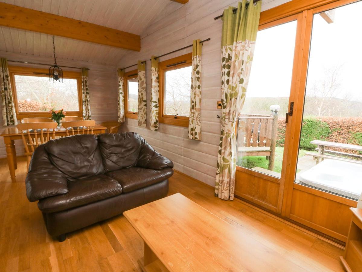 Barn Owl Lodge ラアアデル エクステリア 写真